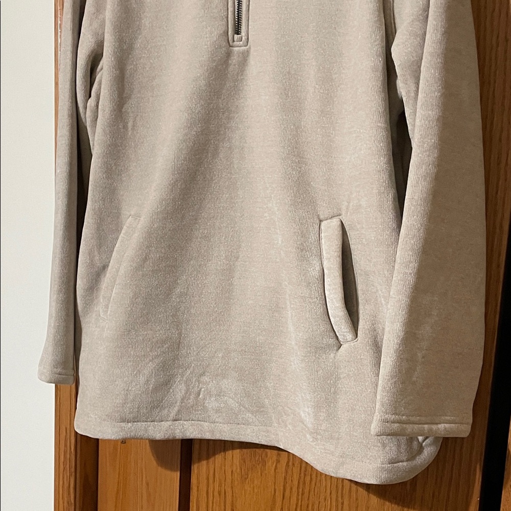 Pullover NWT - image 3